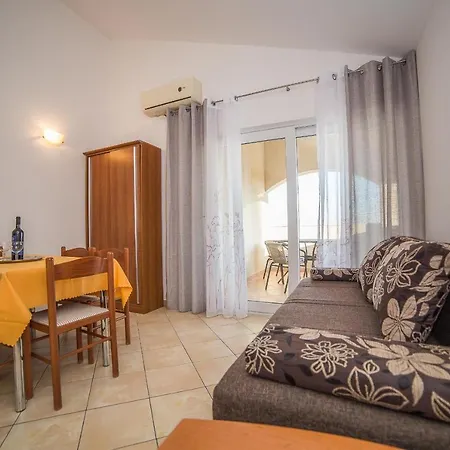 Apartments Villa Sea 1838 Guest house