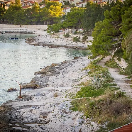 Guest house Apartments Villa Sea 1838 3*