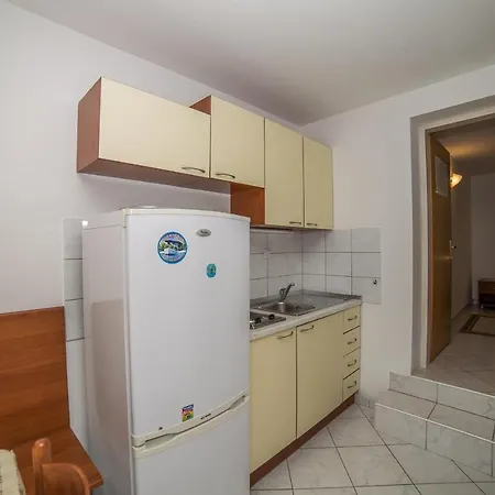 Apartments Villa Sea 1838 Guest house Trogir