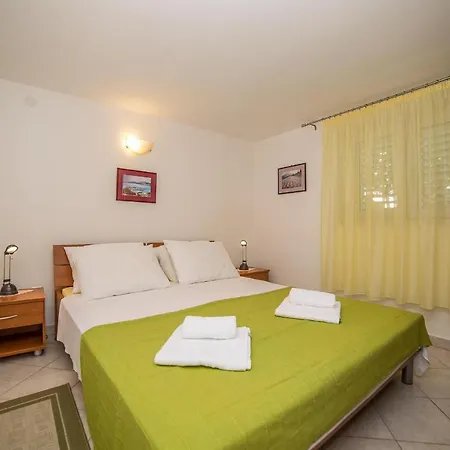 Guest house Apartments Villa Sea 1838