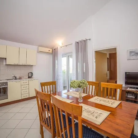 Guest house Apartments Villa Sea 1838