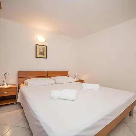 Guest house Apartments Villa Sea 1838
