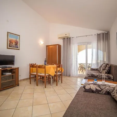 Гостевой дом Apartments Villa Sea 1838 3*