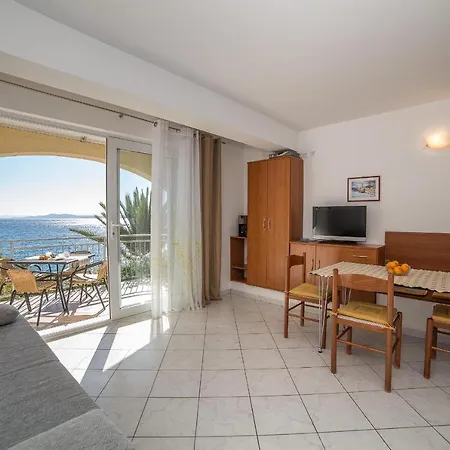 Гостевой дом Apartments Villa Sea 1838 Трогир